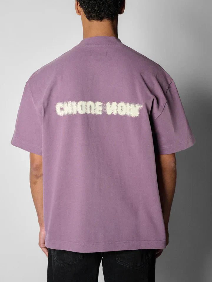 CHIQUE NOIR - BLURRY LOGO TEE - PLUM - Mentastore