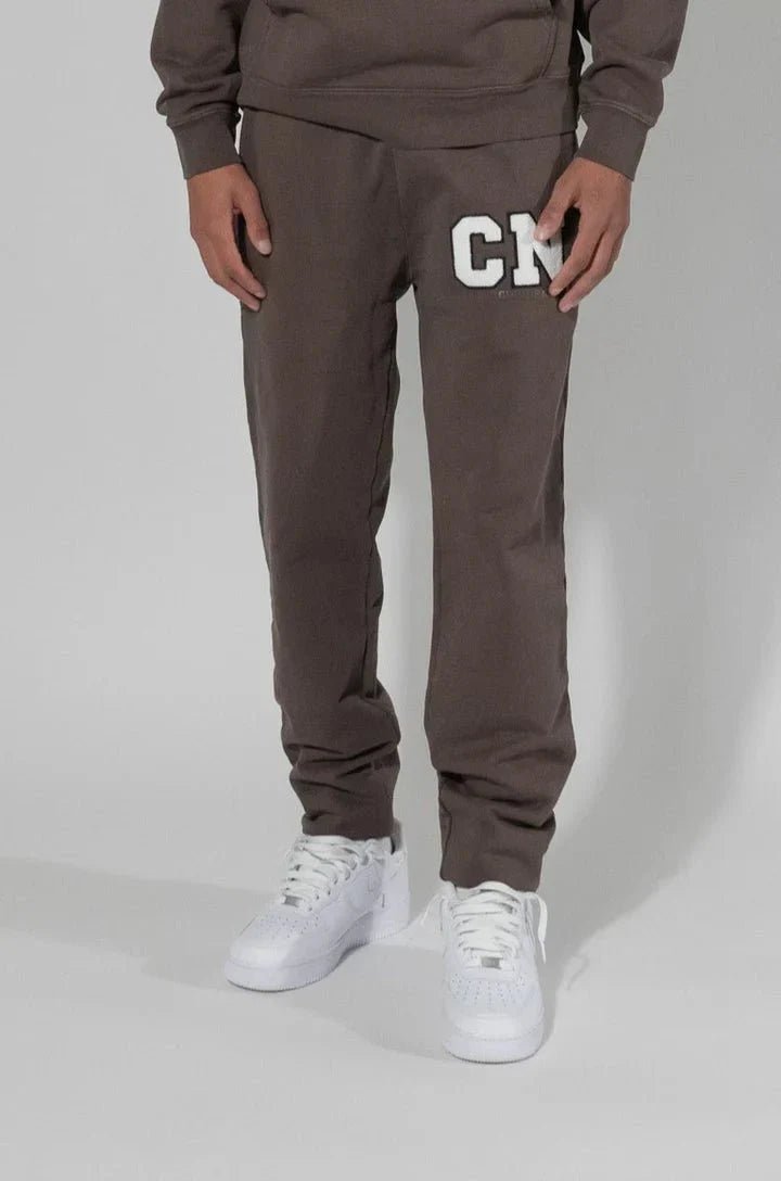 CHIQUE NOIR - CN. PATCH SWEATPANTS - CHOCOLATE - Mentastore