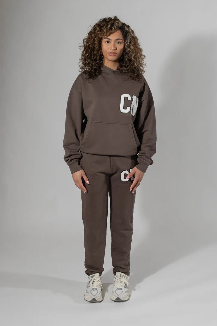 CHIQUE NOIR - CN. PATCH SWEATPANTS - CHOCOLATE - Mentastore